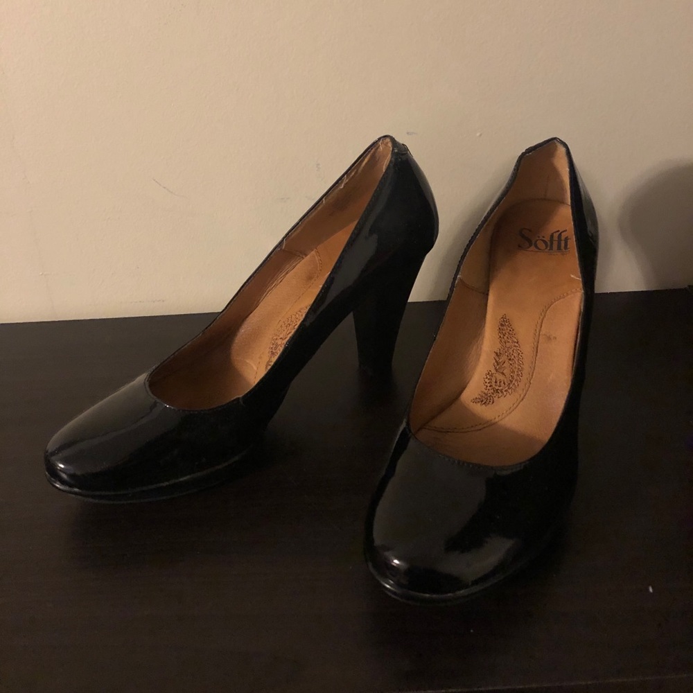 Sofft Patent Leather Pumps